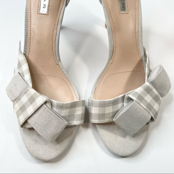 Tahari Newton Heels Gray Gingham Print Bow Sandals, Size 9 - Picture 2 of 9